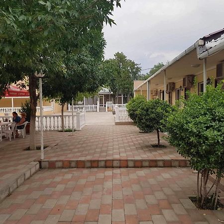 Hotel Selika Rustavi  Buitenkant foto