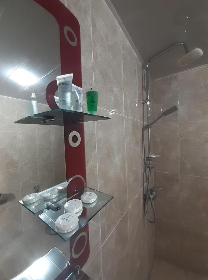 Hotel Selika Rustavi  Buitenkant foto