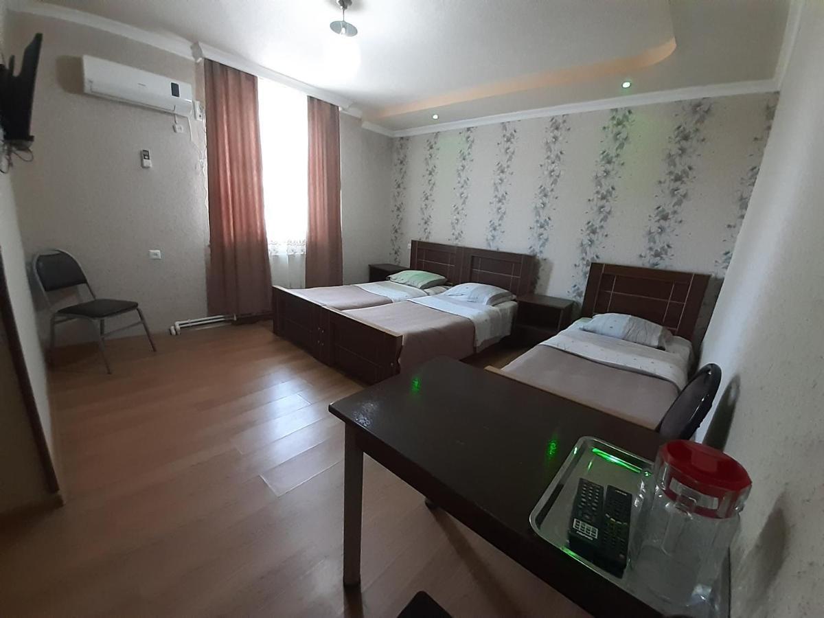 Hotel Selika Rustavi  Buitenkant foto