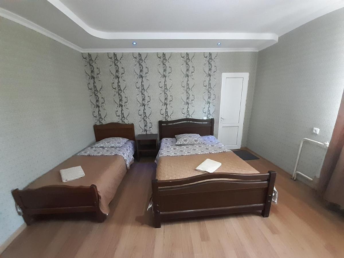 Hotel Selika Rustavi  Buitenkant foto
