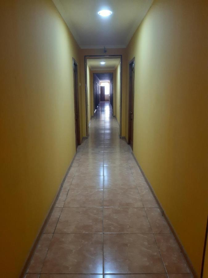 Hotel Selika Rustavi  Buitenkant foto