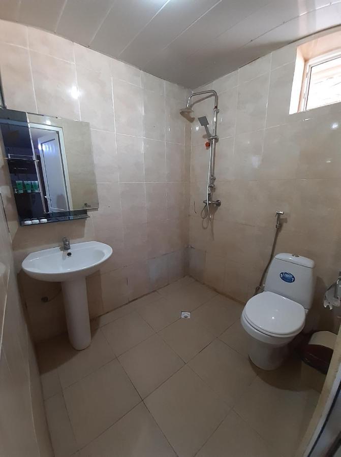 Hotel Selika Rustavi  Buitenkant foto