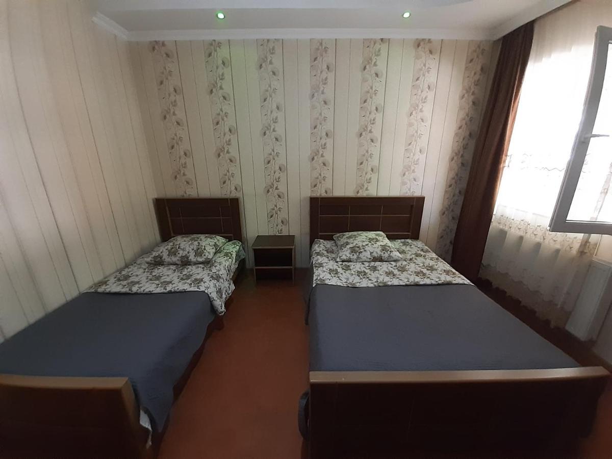 Hotel Selika Rustavi  Buitenkant foto