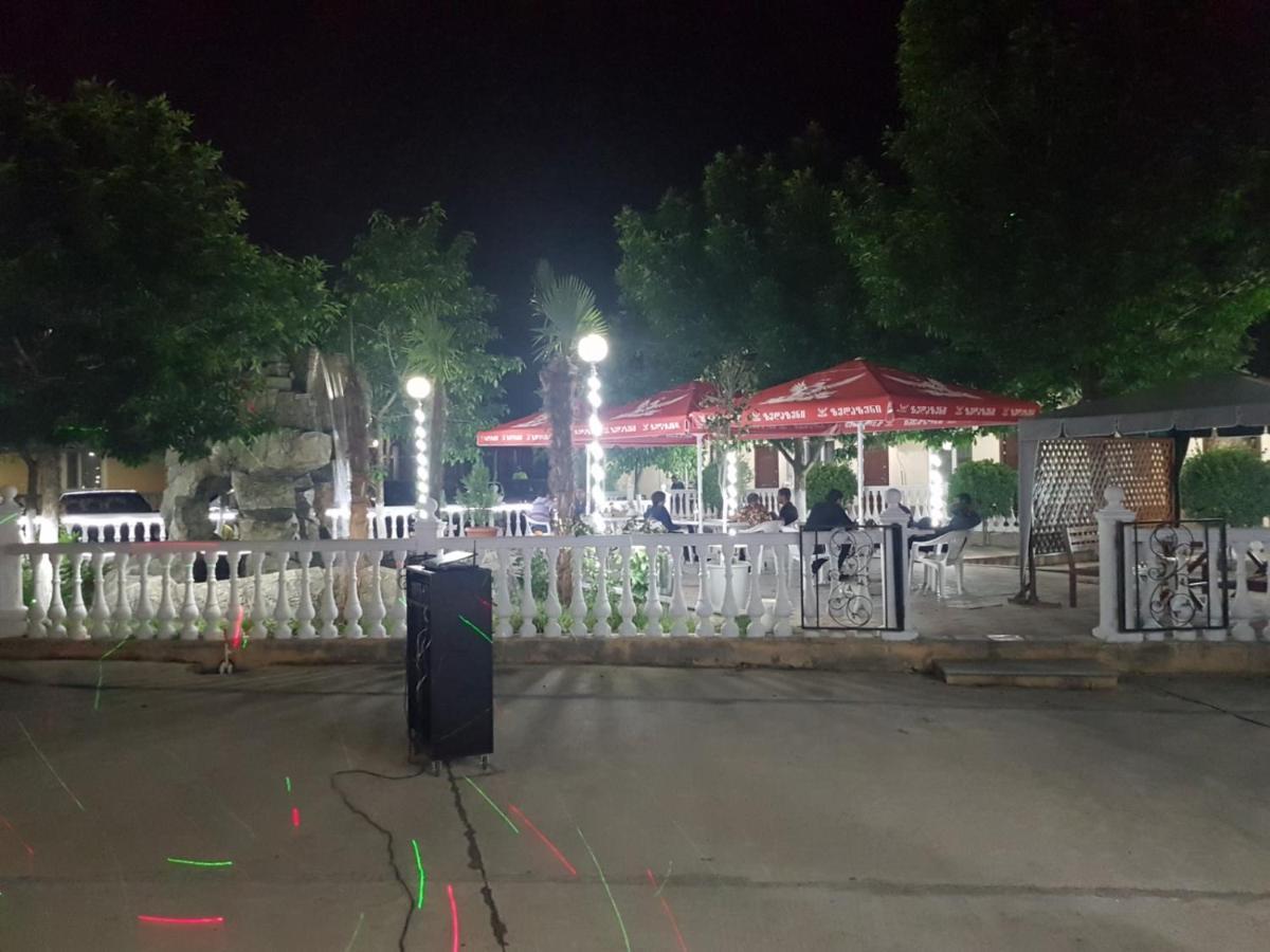 Hotel Selika Rustavi  Buitenkant foto