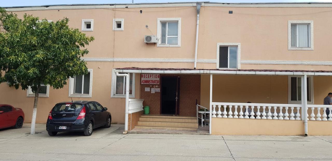 Hotel Selika Rustavi  Buitenkant foto