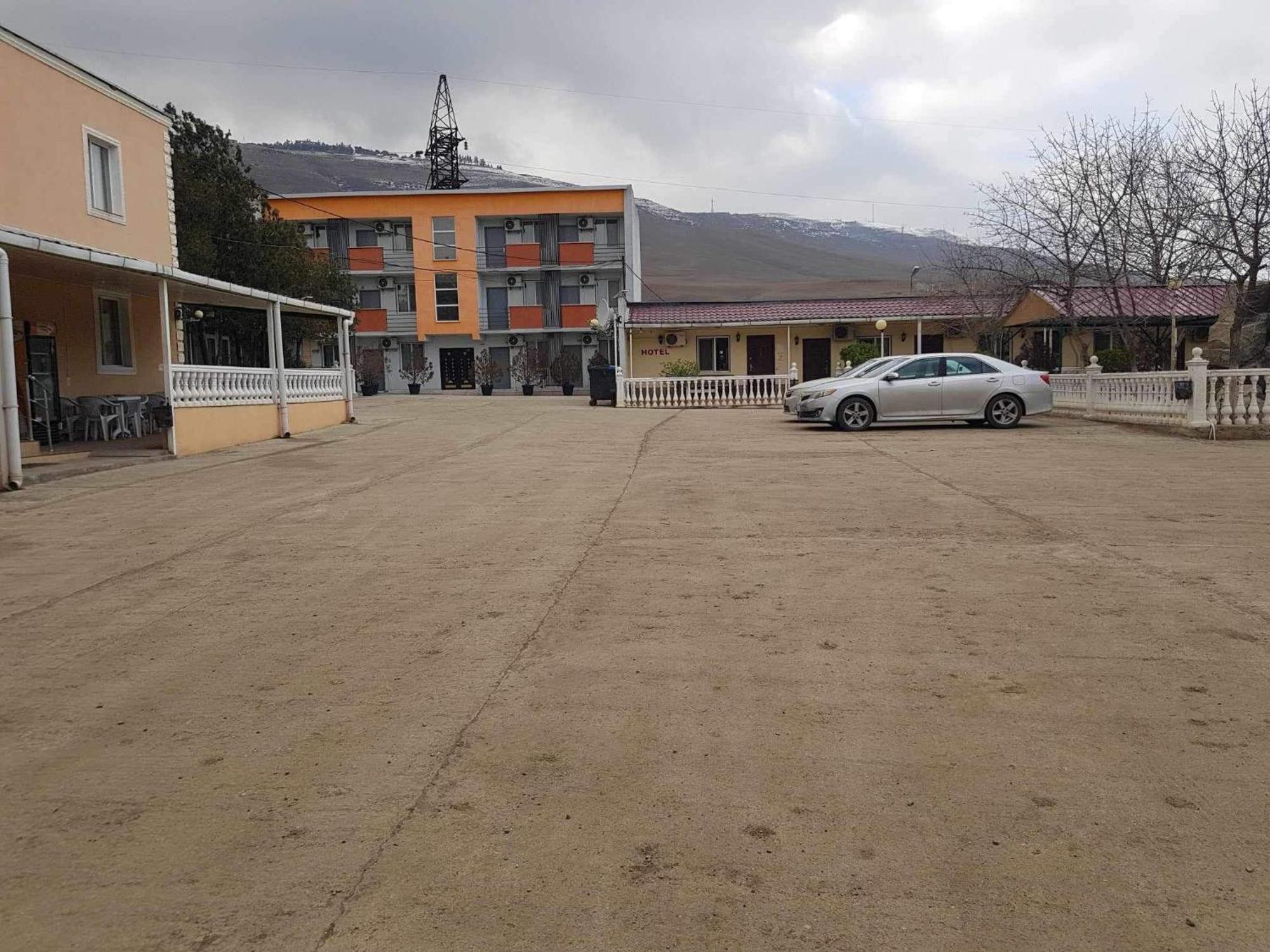 Hotel Selika Rustavi  Buitenkant foto
